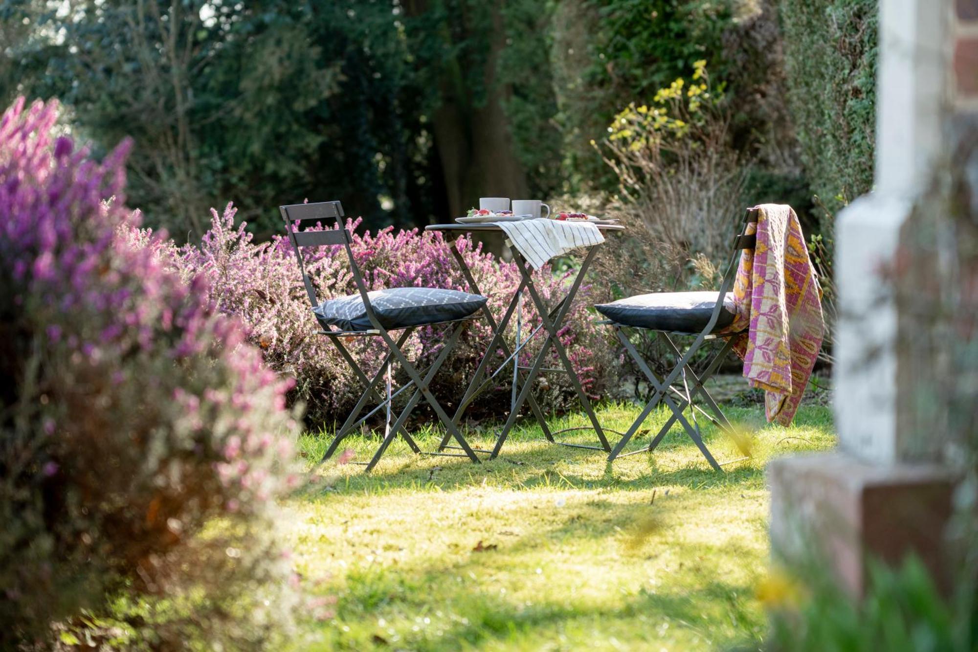 Old Mill Lodge By Huluki Sussex Stays Hurstpierpoint Екстер'єр фото
