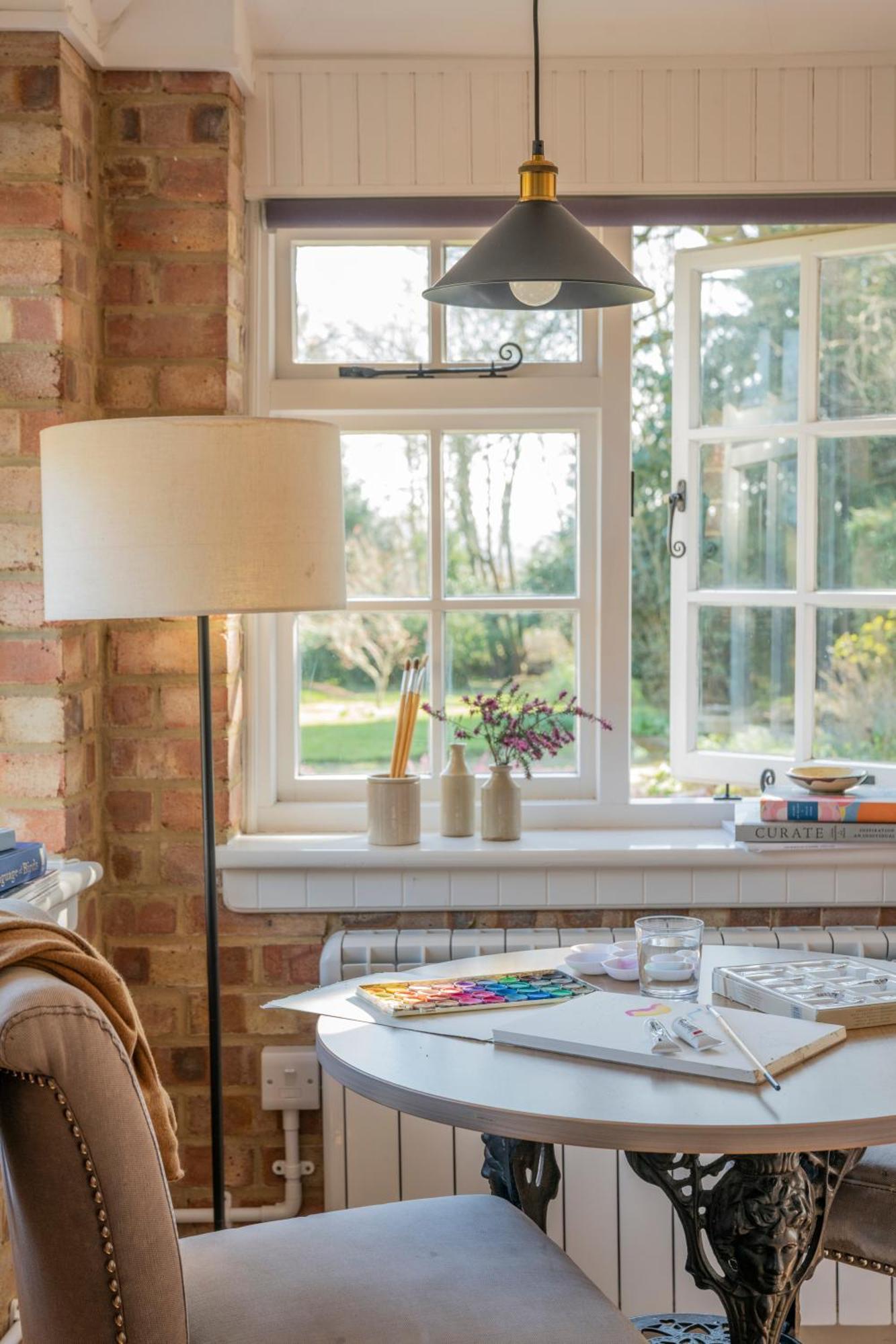 Old Mill Lodge By Huluki Sussex Stays Hurstpierpoint Екстер'єр фото